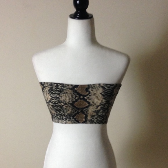 SHEIN Snakeskin Bandeau Crop Top Size: Medium - Picture 3 of 7